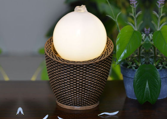 สก์ท็อปน้ำพุน้ำตก Smooth กับไฟ LED ผู้ผลิต